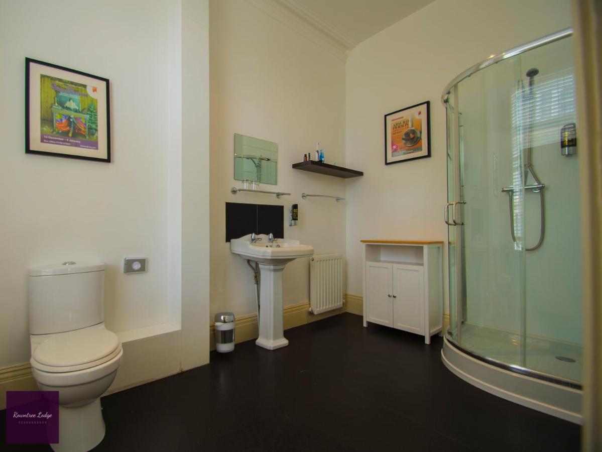 Rowntree Lodge Scarborough Bagian luar foto
