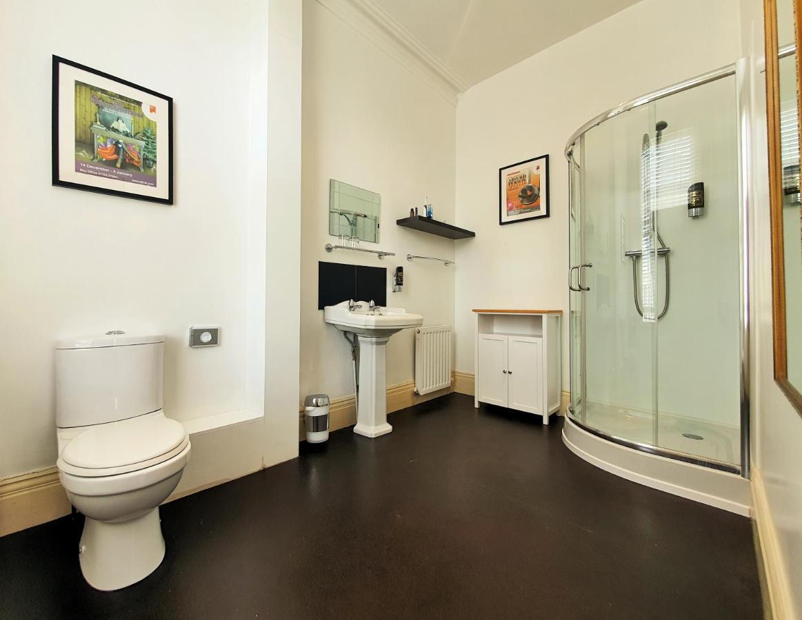 Rowntree Lodge Scarborough Bagian luar foto