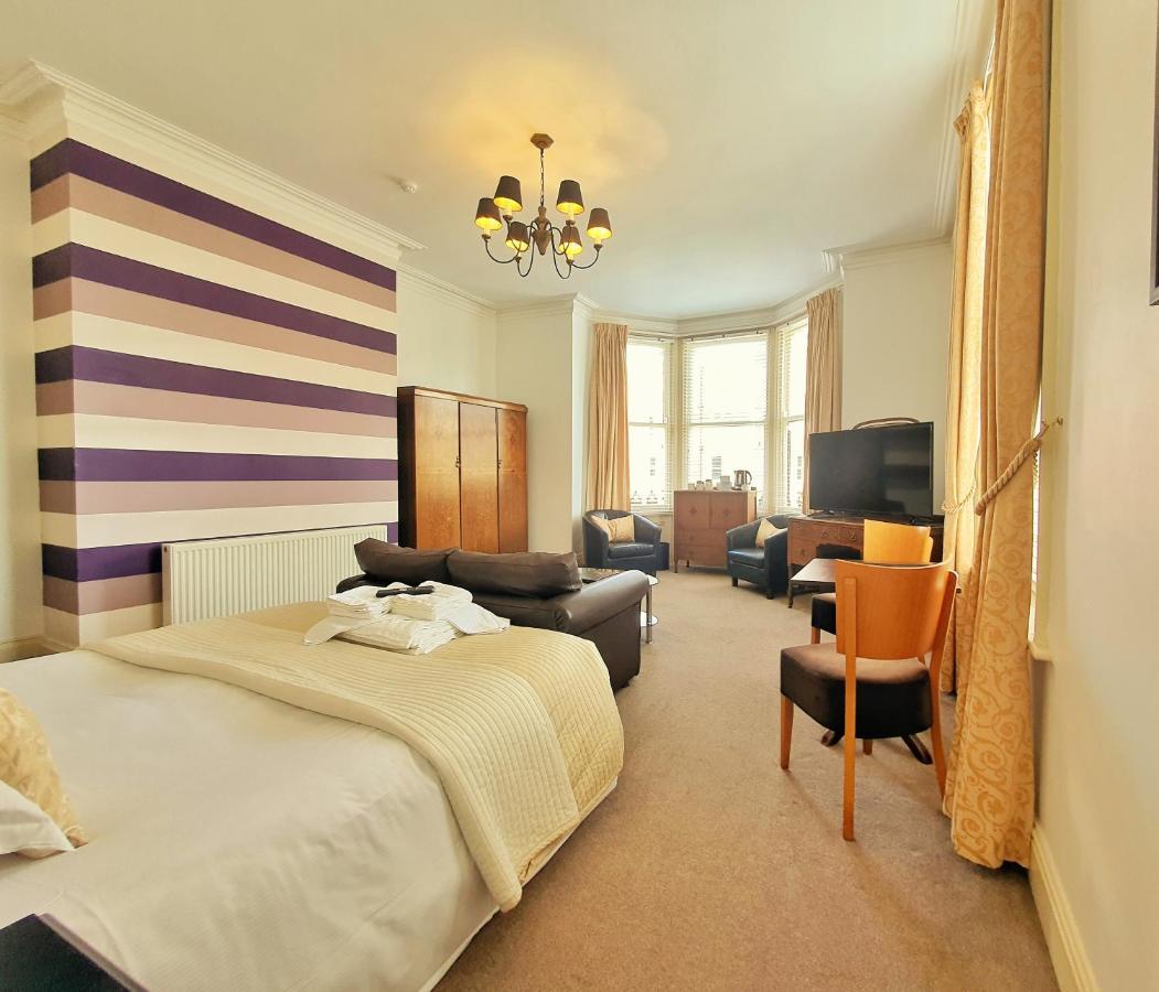 Rowntree Lodge Scarborough Bagian luar foto