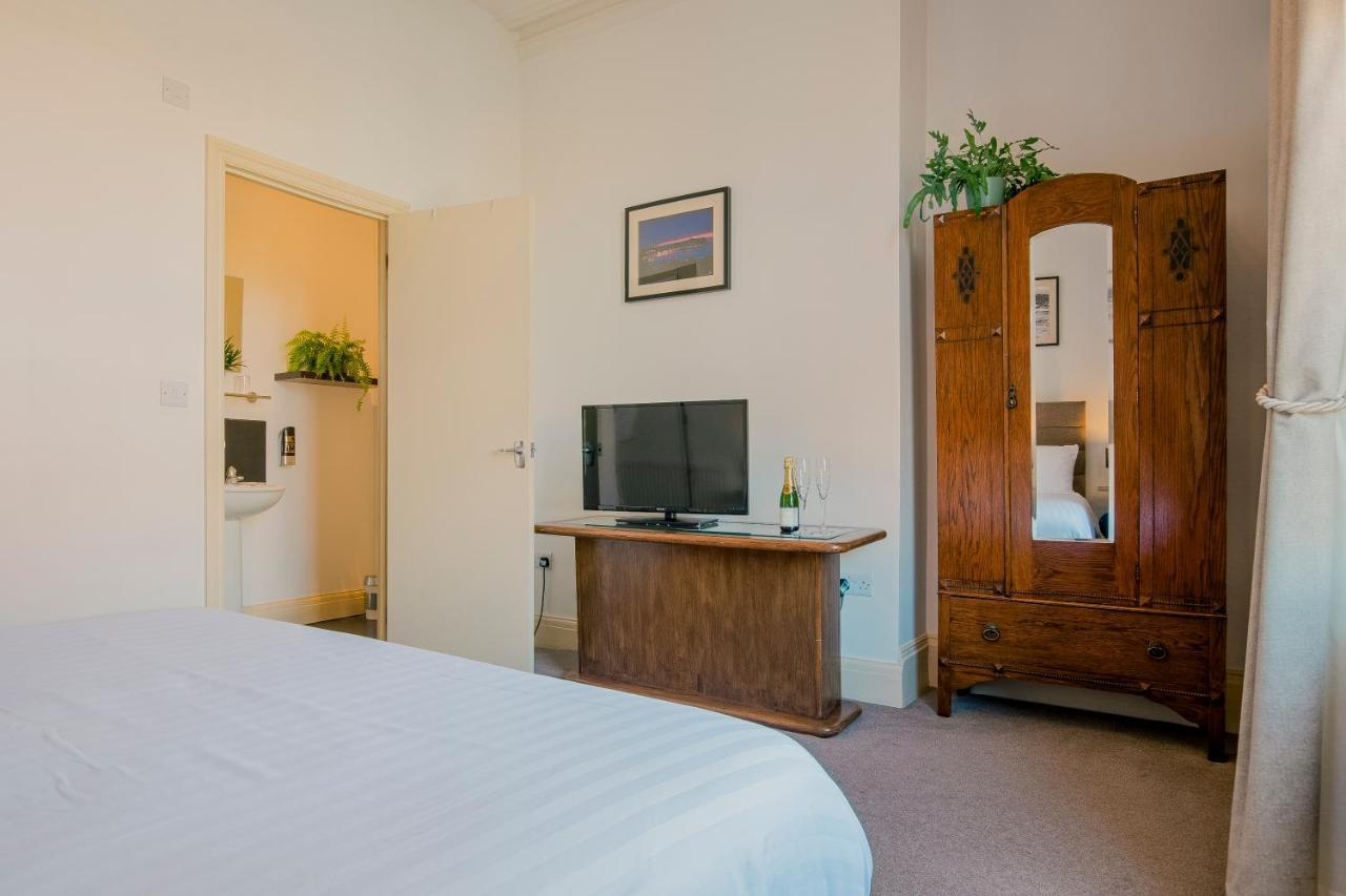 Rowntree Lodge Scarborough Bagian luar foto
